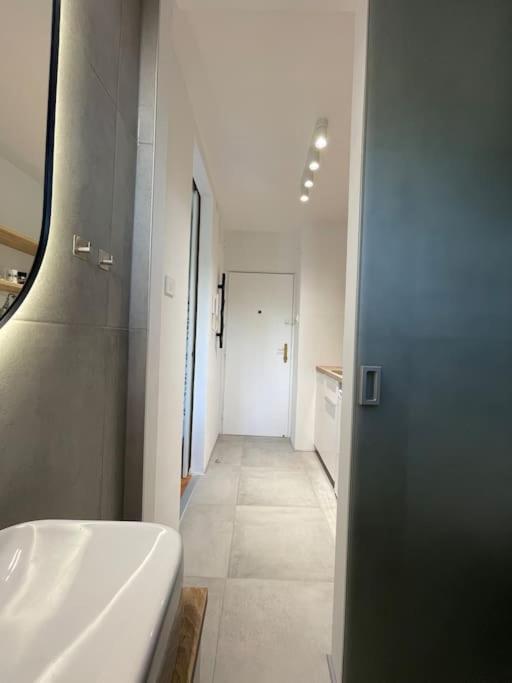 Studio With A View On City Center Park Марибор Екстериор снимка